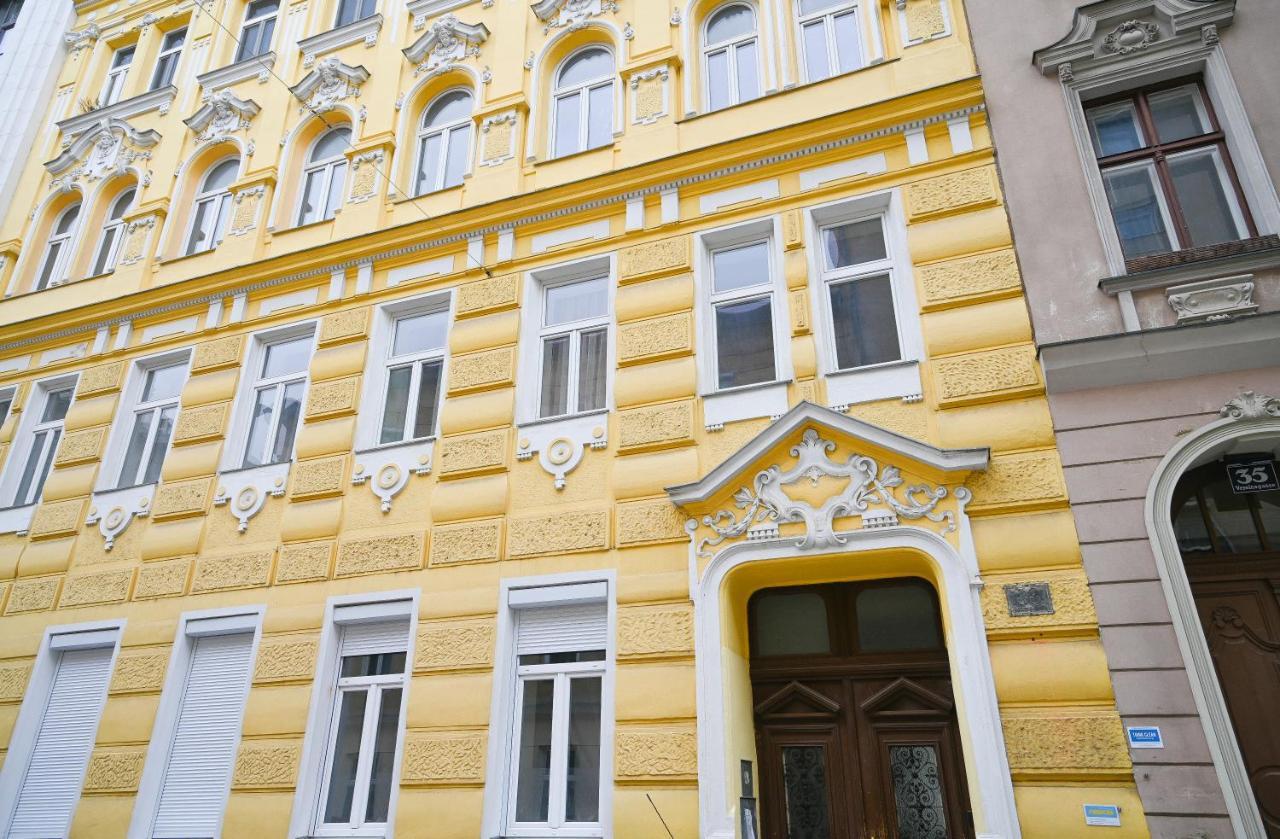 Elegant Suite Augarten Вена Экстерьер фото